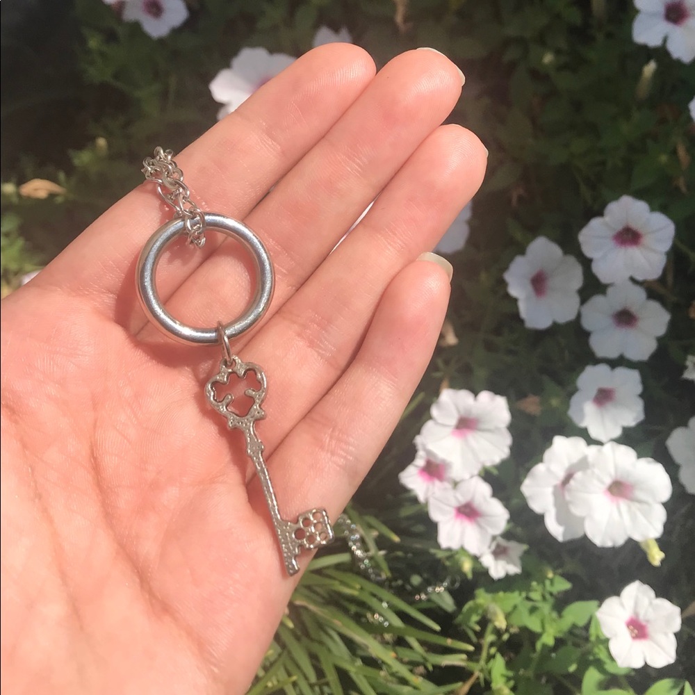 Key necklace